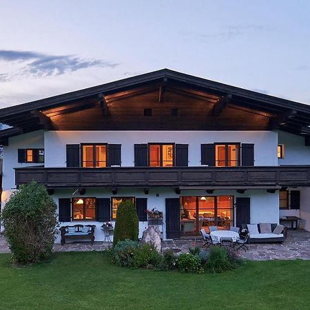 Pension Landhaus Gasteiger Kitzbühel Exterior foto
